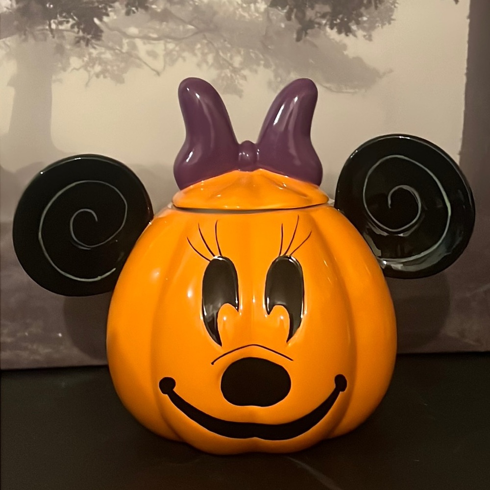 Minnie Mouse Pumpkin Cookie Jar